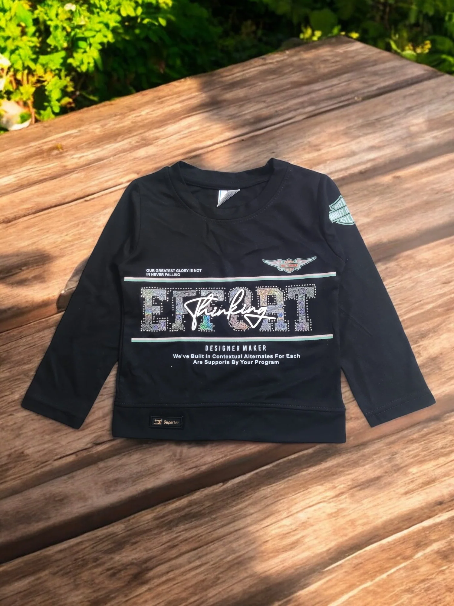 Vibrant Childrens Full Sleeve Outfit: Stylish T-shirt and Jeans Set for Kids